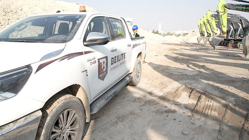 staff-member-drove-over-to-inspect-our-hydraulic-breaker